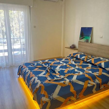 Seaview Room With Share Some Place Atena Exterior foto