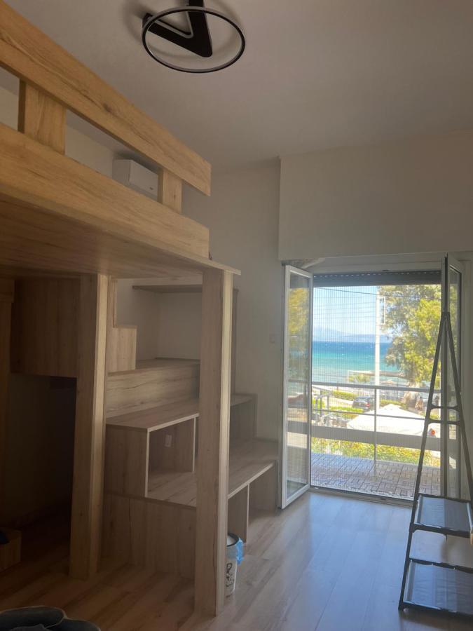 Seaview Room With Share Some Place Atena Exterior foto